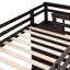 Lit simple au-dessus d'un lit superposé avec lit gigogne en bois massif pour une chambre confortable - couleur et robustesse-130429219