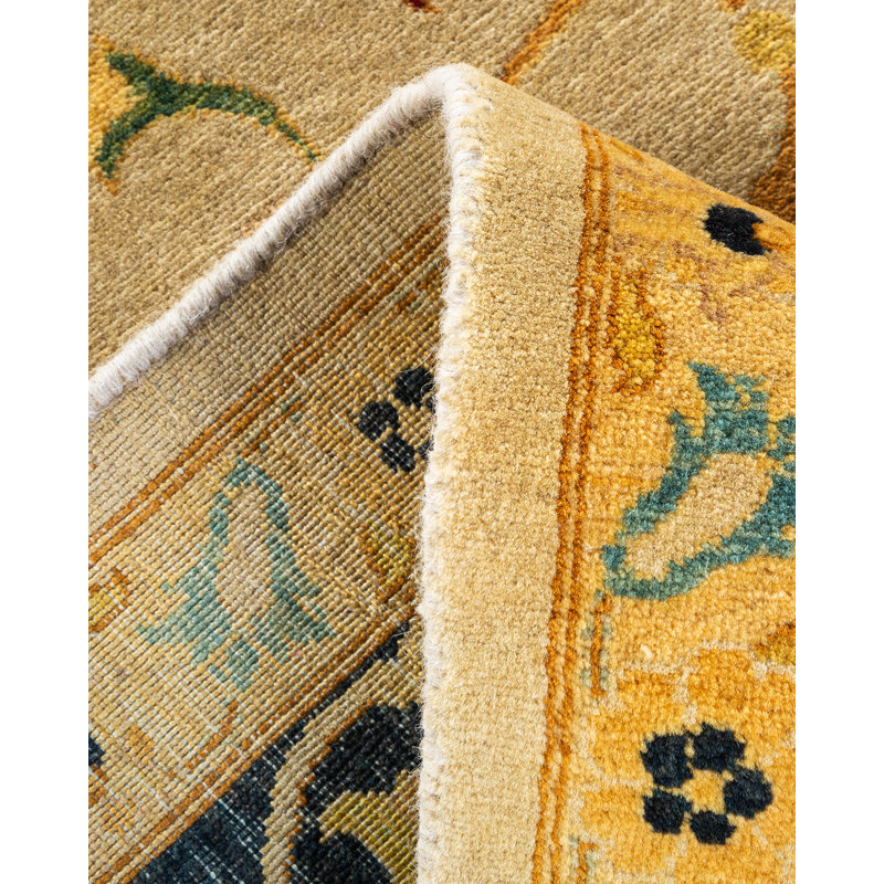 Tapis unique noué à la main Keenan - sable, 8 pi 2 po x 10 pi 4 po