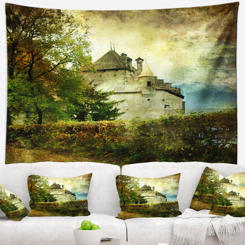 Paysage tapisserie du château de chillon, H 32 po x l 39 po