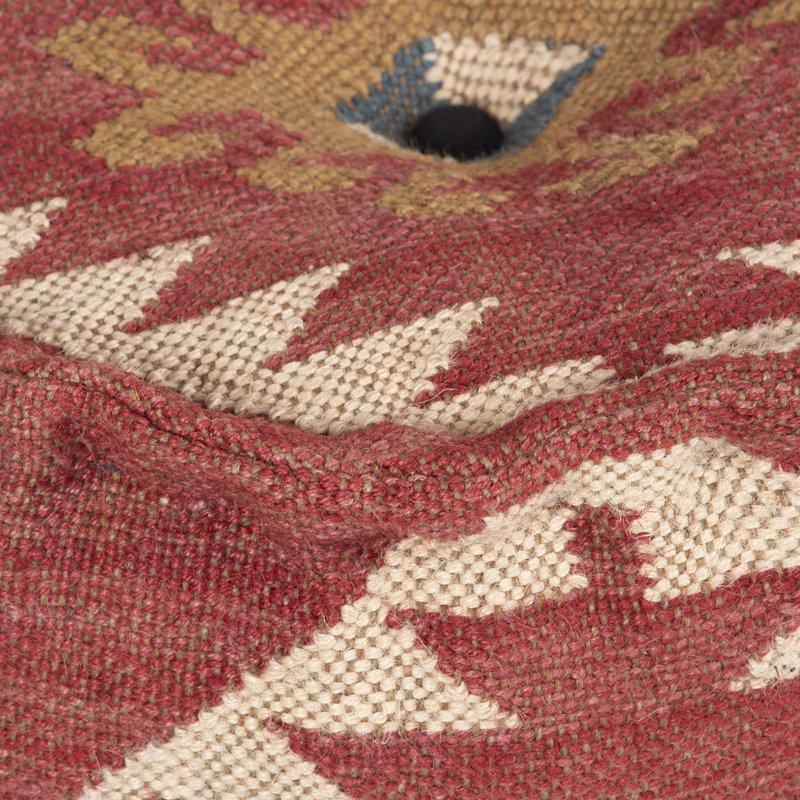 Pouf en laine et jute fait à la main