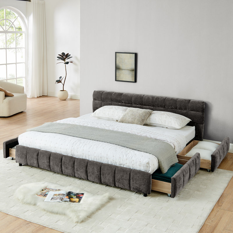 Très grand lit tapissier, cadre de lit rembourré confortable, tissu chenille, avec tête de lit et cadre de lit solide. Avec tiroir pour le rangement (88,5 po x 85,5 po x 31 po)