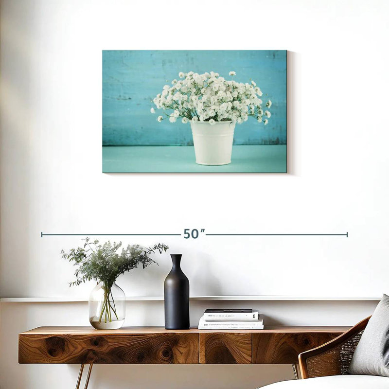 Harnek Gypsophila dans un vase blanc, H 20 po x l 30 po