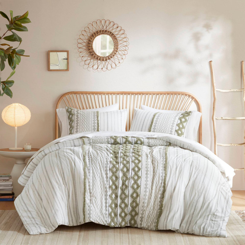 3 PCSSoft Bedding Sets, Queen Comforter + 2 Additional Pieces