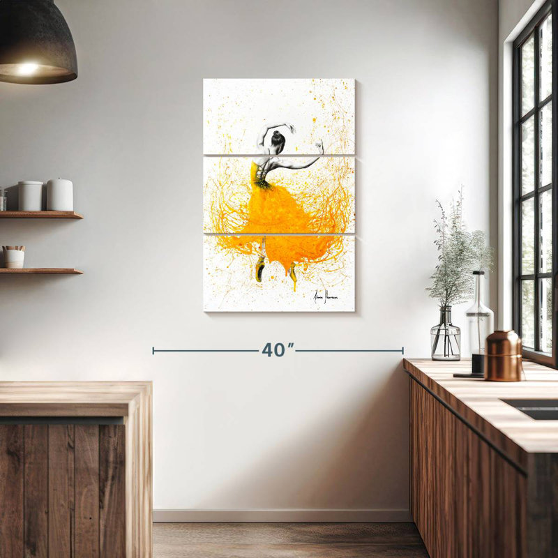 Enn Daisy Dance, 38" H x 24" W