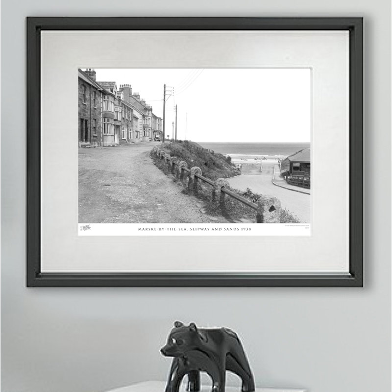 Marske By The Sea, Slipway And Sands 1938 - Single Picture Frame Print, 28cm H x 36cm W x 2.3cm D