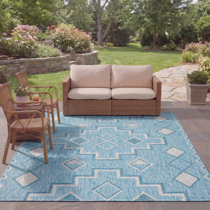 Amarien Geometric Indoor/Outdoor Area Rug, Rectangle 8' x 11'