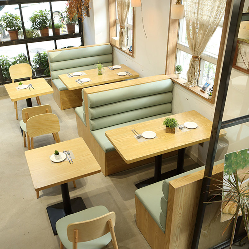 Banc de restaurant moderne et simple