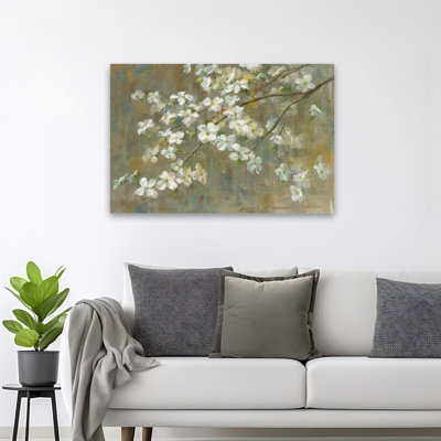 Fleurs et branches de cornouiller au printemps