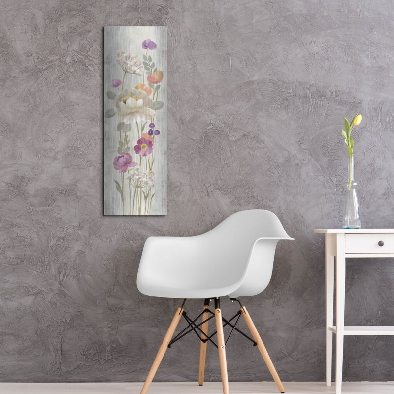 «Retro Floral II» par Silvia Vassileva, H 36 po x l 12 po