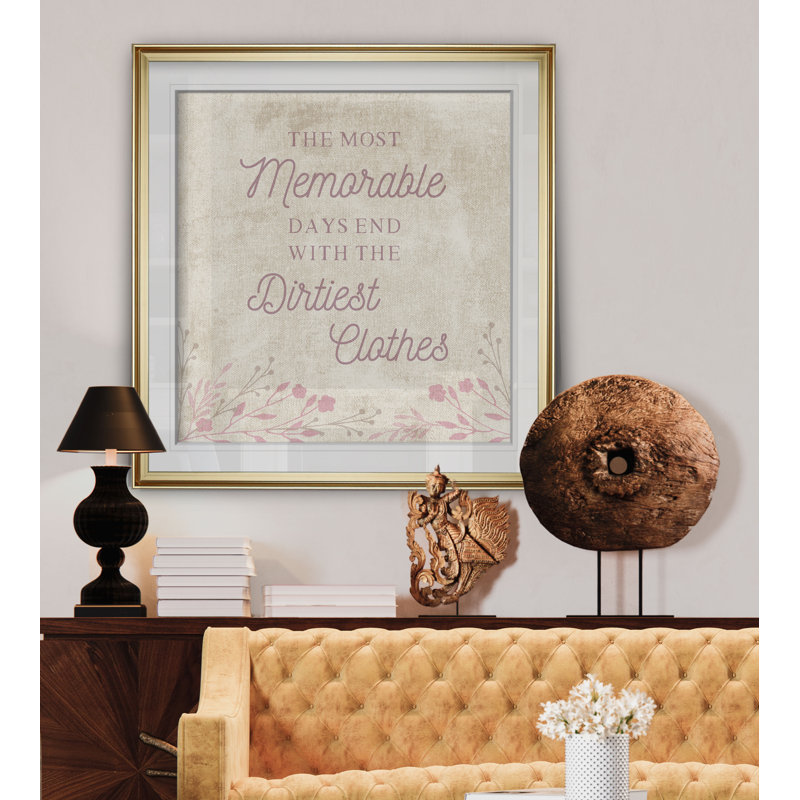«Dirtestly Furniture», art textuel, H 17,5 po x l 17,5 po x P 1,5 po, Encadrement doré