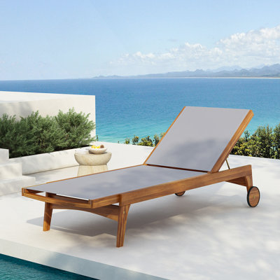 Chaise longue d'extérieur à structure en bois