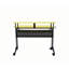 Bureau de studio d'enregistrement de musique jaune et noir