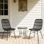 Chaise de patio grise