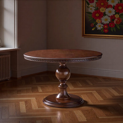 Classic American Maple Solid Wood Round Table