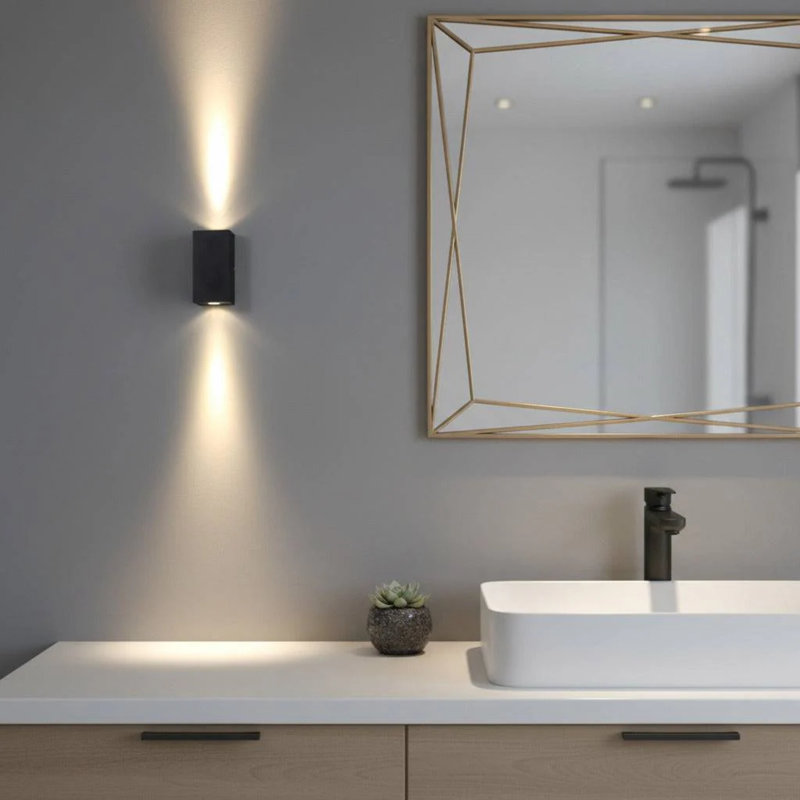 2 - Light Vanity Light