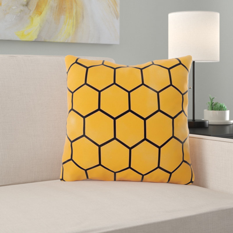 Coussin en nid d’abeille, Intérieur