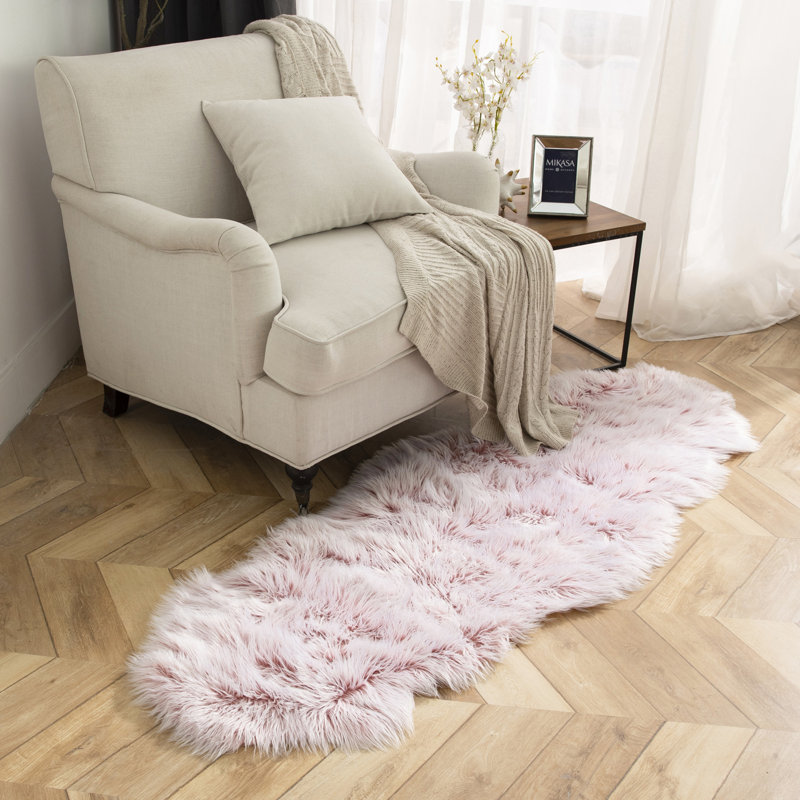 Tapis décoratif doux à poils longs en fausse peau de mouton, paquet de 1, Nouveauté 2 pi x 6 pi