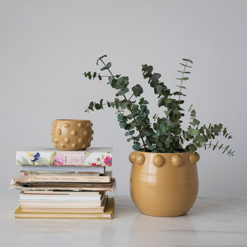 Grand pot de fleurs en terre cuite Brialle avec pois surélevés et finition mate, jaune