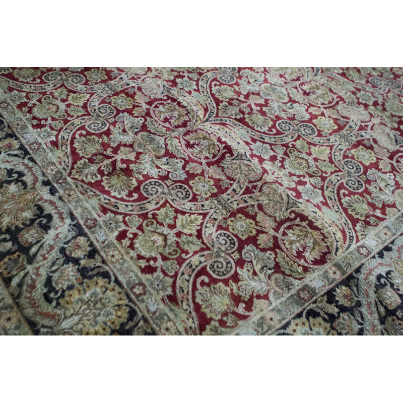 Agra Wool Oriental Area Rug, Rectangle 8' x 9'9"