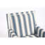 Chaise rembourrée avec lin rayé bleu et blanc pour le salon, garniture cloutée de fauteuil rétro, pièce de détente et lin