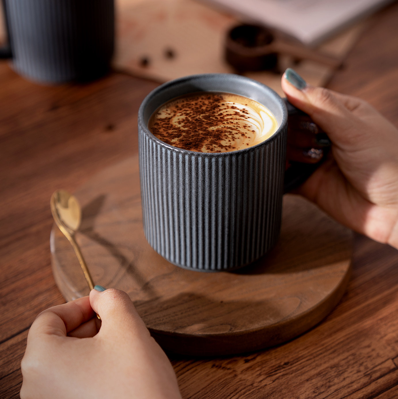 Azal Stoneware Coffee Cup, Matte Dark Charcoal