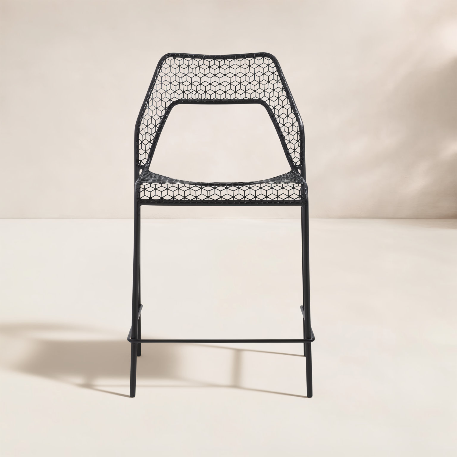 Hot Mesh Outdoor Bar Stool, Black, Counter Stool (24.4" Seat Height)