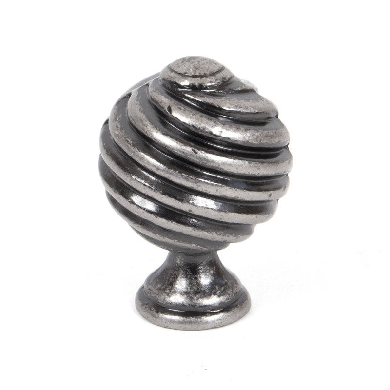 Twist 30mm Diameter Round Knob, Pewter Patina