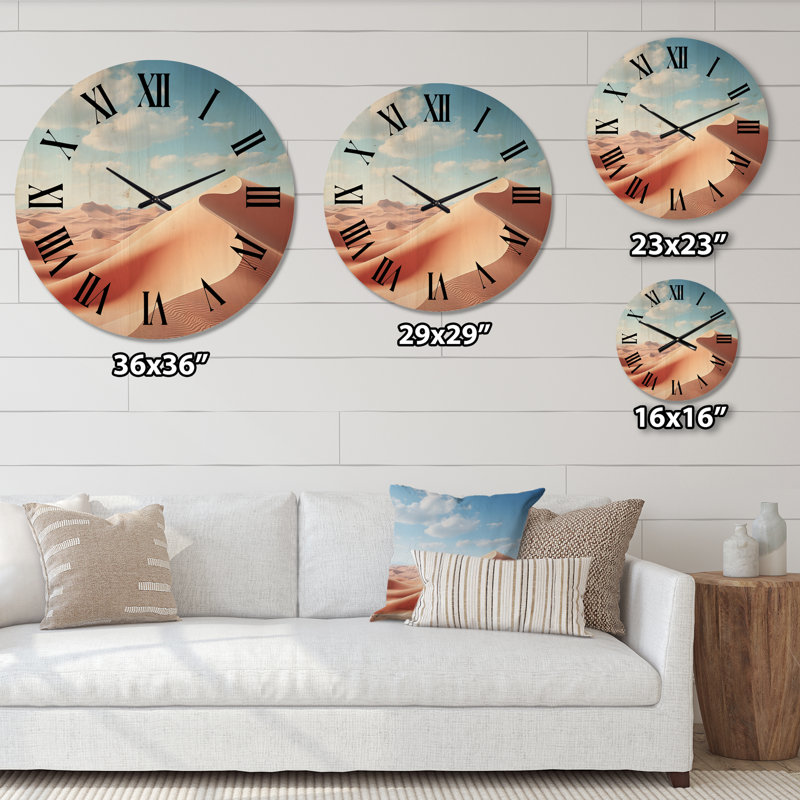 Horloge murale en bois massif Mcclenny, Grand