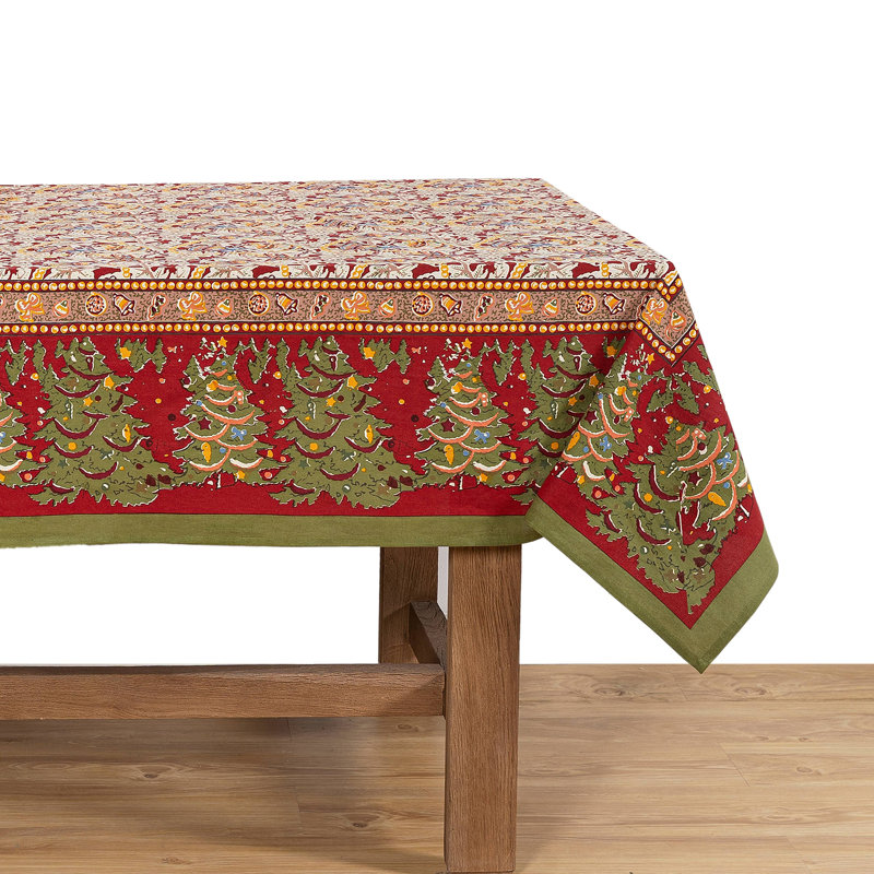 Noel Red and Green Floral 71x106 Tablecloth