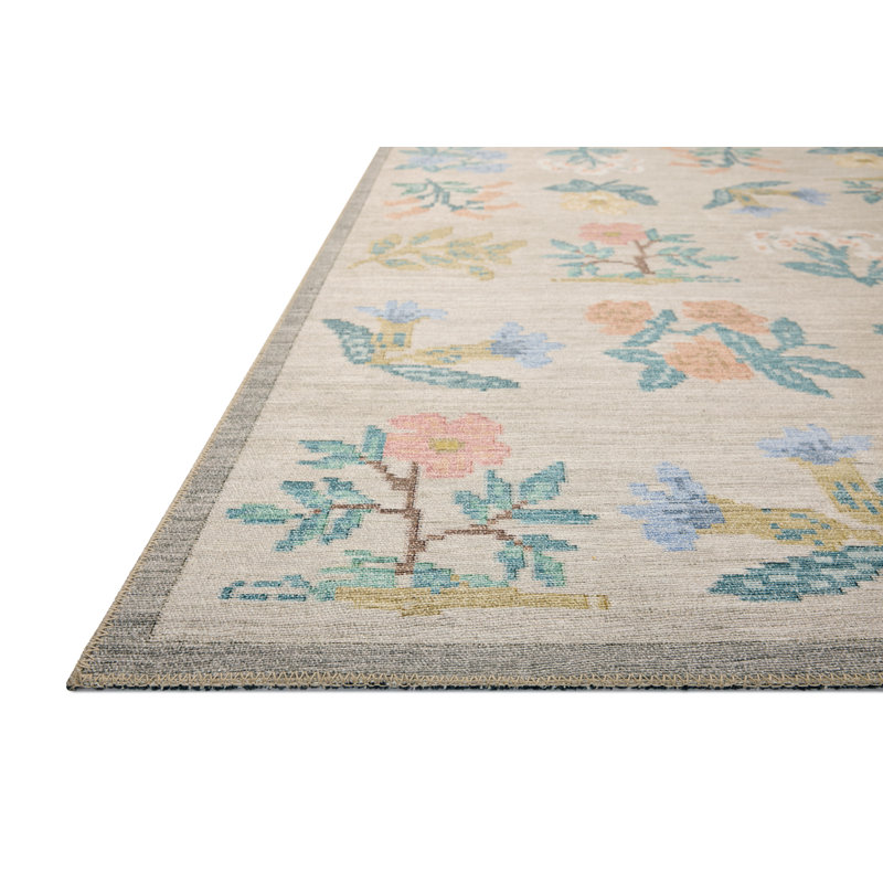 Cream Floral 5' x 7' Synthetic Area Rug