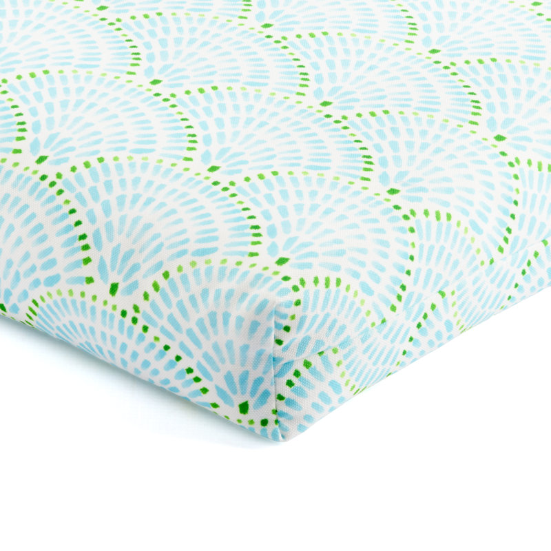 Coussin de chaise pour l'extérieur Lillian, Coquilles d'aquarelle turquoise
