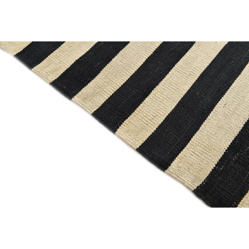 Tapis noir et blanc Newsom