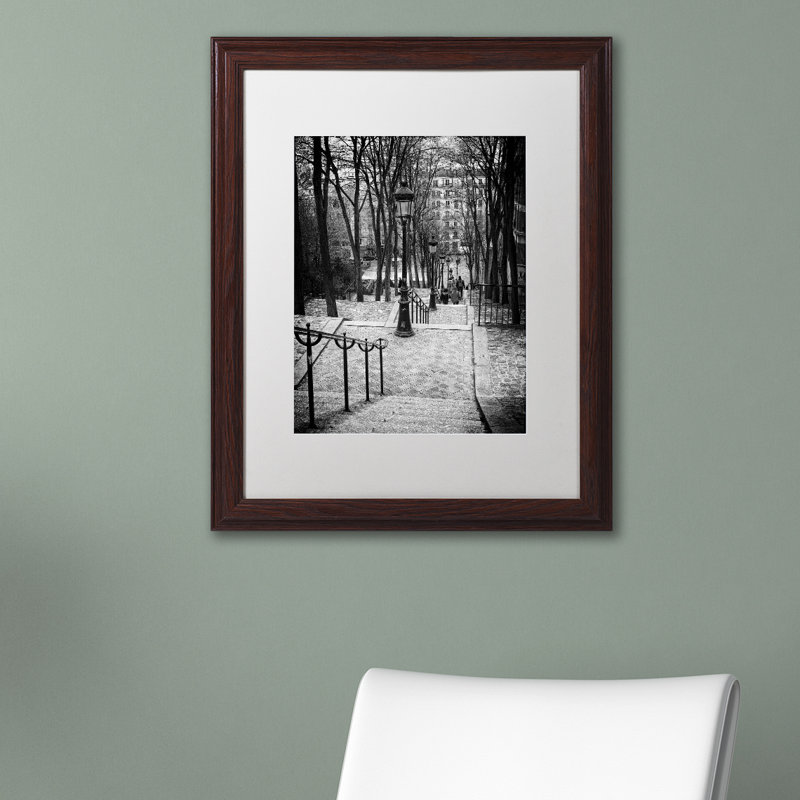 « escalier montmartre » par philippe hugonnard,, reproduction de photo encadrée, Toile avec cadre brun, Blanc