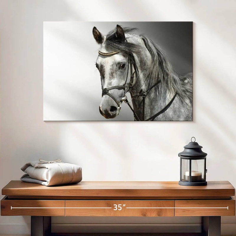 Cheval arabe monochromatique Brampt, H 16 po x l 24 po