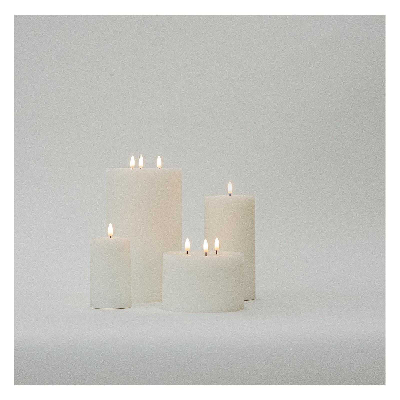 White Flameless Outdoor Candle, Medium 