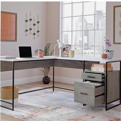 Bureau en L au design minimaliste, finition brune