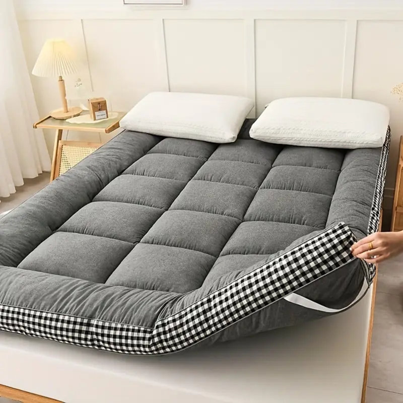 Matelas double avec rebords à carreaux 3D, très moelleux, respirant et résistant à l'humidité