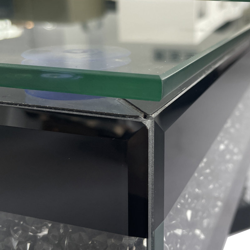 Table basse à motif de diamants broyés