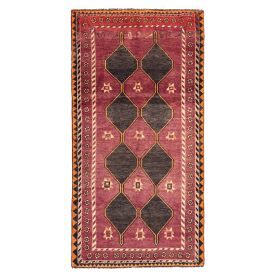 Melis Magenta Rug 4'10" x 9'5"