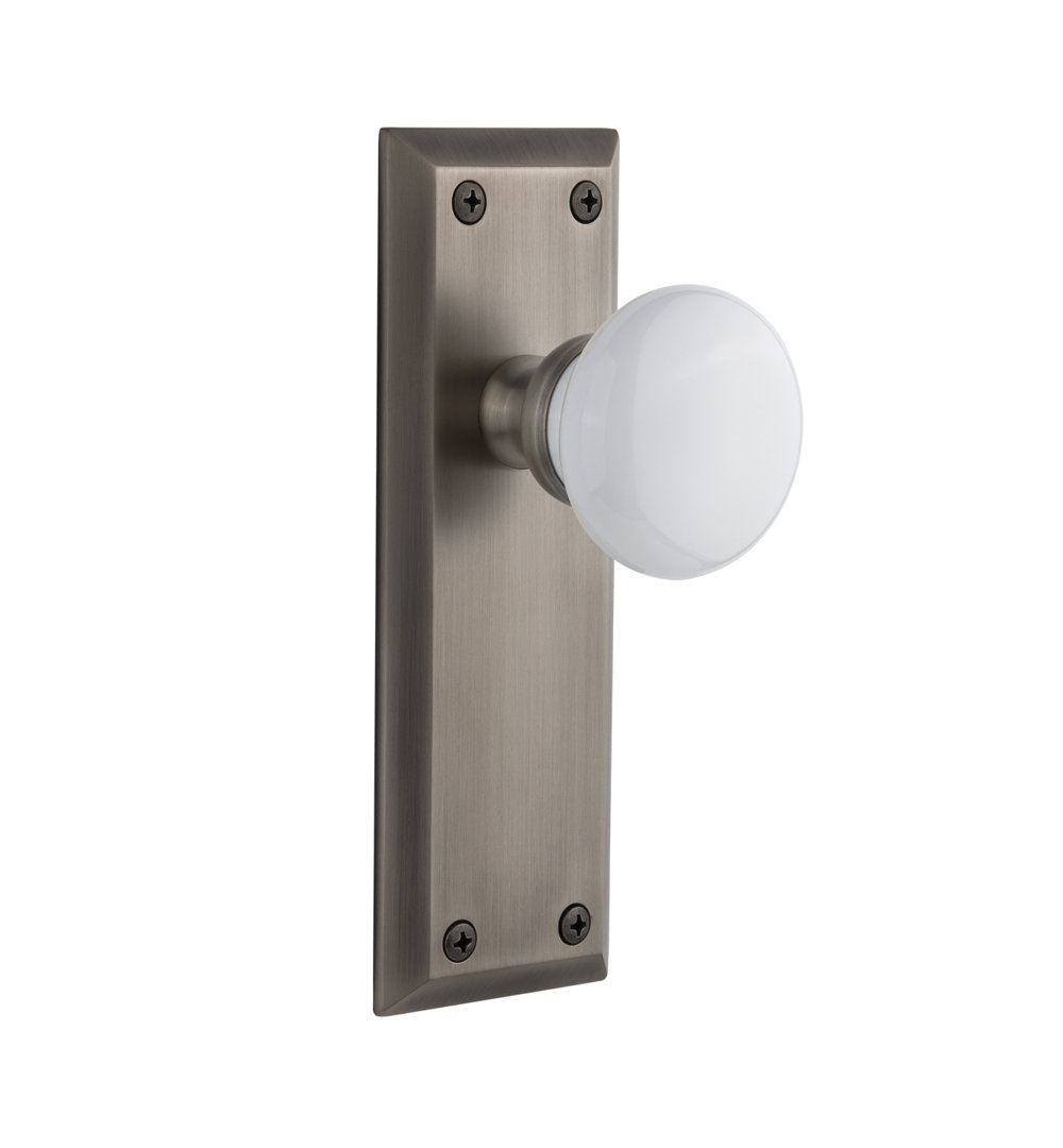 Grandeur Fifth Avenue Plate Passage with Hyde Park Door Knob Grandeur 
