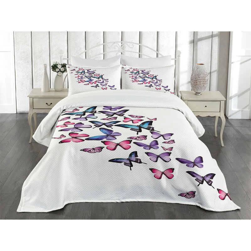 Ambesonne Butterfly Bedspread Wings Feminine, King Bedspread + 2 Standard Shams