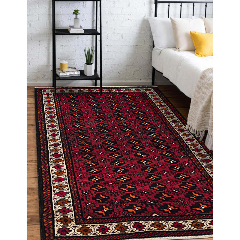 Tapis rouge Teimani 3 pi 8 po x 5 pi 8 po