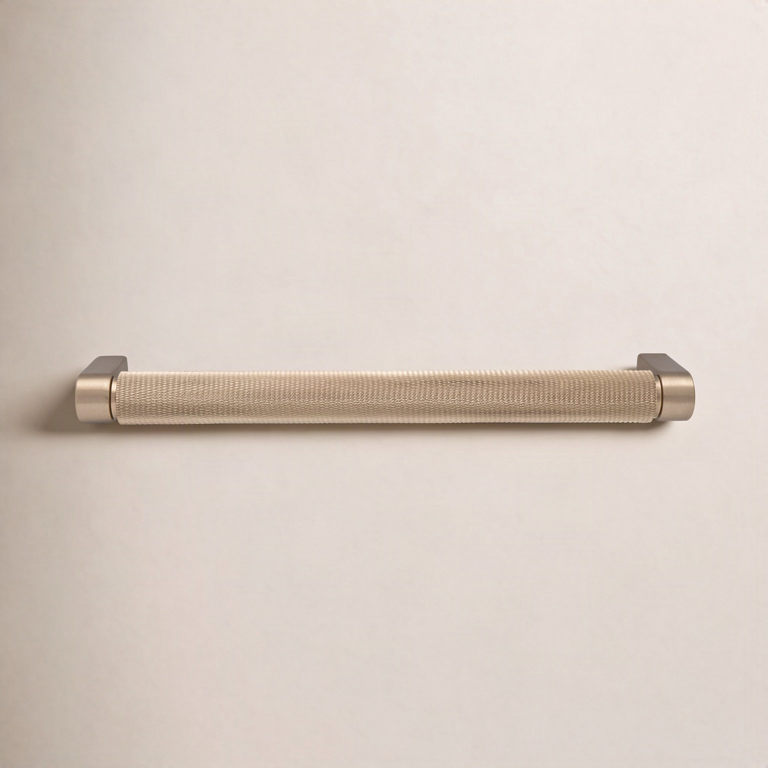 Kent Knurled Bar Cabinet Pull, 7", Champagne Bronze