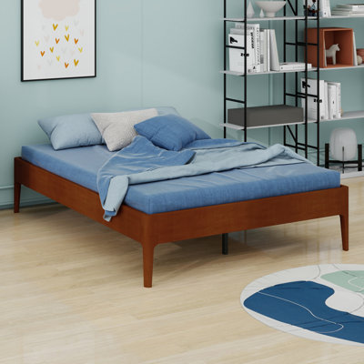 Modern Minimalist Platform Bed Featuring Wood Slat