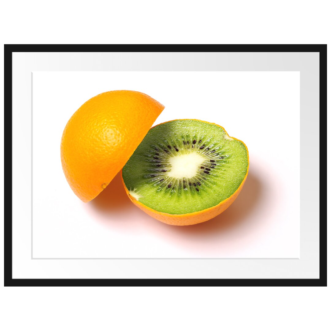 Gerahmtes Poster Leckere Kiwi mit Orangenschale