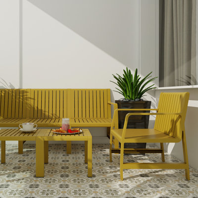 Ensemble de mobilier de 5 pièces pour l'intérieur et l'extérieur : canapé 3 places, 2 chaises, tables basses, jaune, polypropylène, facile à assembler, coin lecture confortable et gigogne, montage léger et rapide.