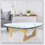 Table basse triangulaire à base de bois pour le salon