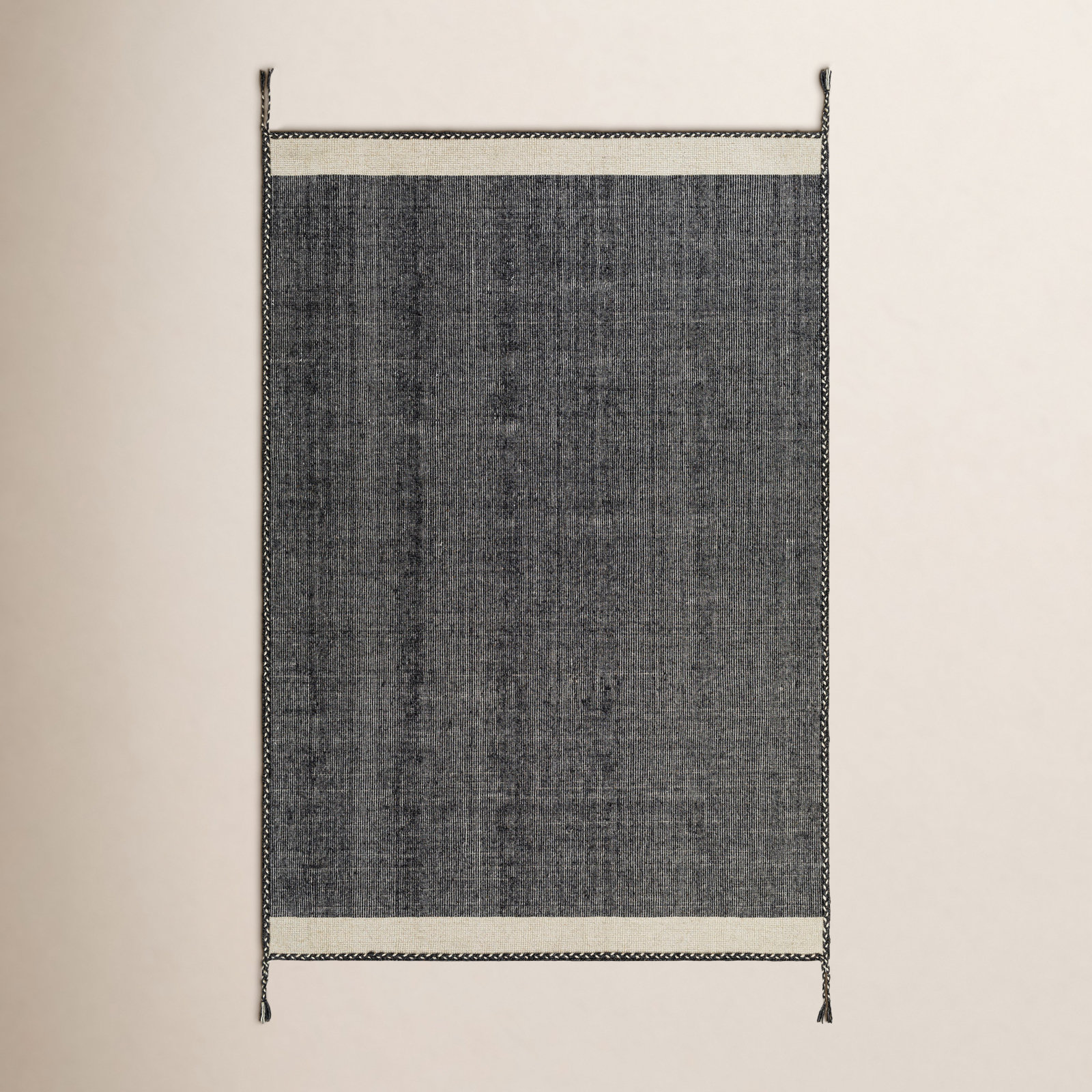 Nita Handmade Wool Rug, Rectangle 2' x 3'