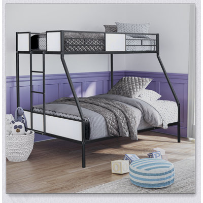 Structure en métal de style contemporain avec lit superposé simple au-dessus d'un lit superposé double