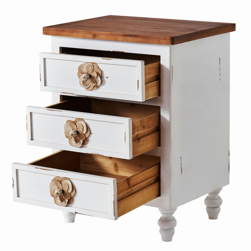 Table de bout Vintage Farmhouse avec boutons floraux - table de chevet rustique de 19 po avec 3 tiroirs et pieds de gourde, table de chevet ou de canapé, presque entièrement assemblée